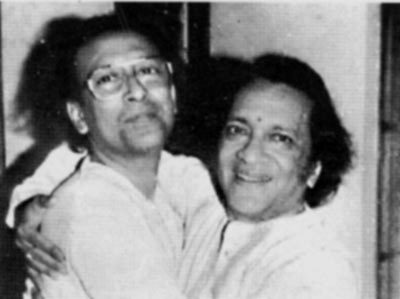 Nikhil Banerjee and Ravi Shankar