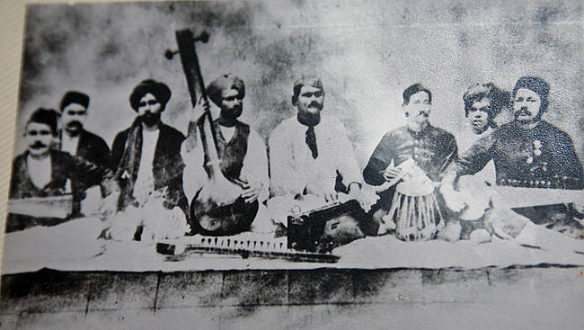 Rampur court musicians. Allauddin Khan is on extreme left. rampur-court