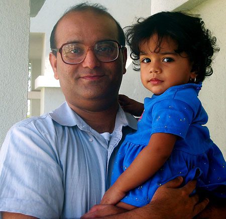 Rajan Parrikar with niece Saraswati (Goa, 2004)