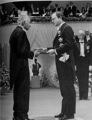 Chandra receives the Nobel Prize in Physics from King Gustav of Sweden (1983)