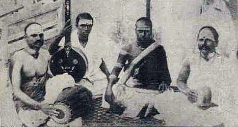 Konerirajapuram Iyer with Pudukkottai D. Pillai on the mridangam and Manpundiya Pillai on the Kanjira
