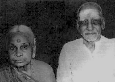 Papanasam Sivan with his wife Lakshmi