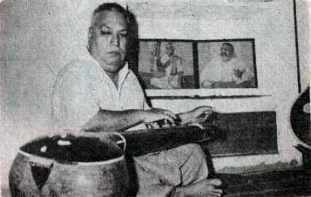 Voleti Venkateswarulu and his musical heroes (Ariyakudi Ramanuja Iyengar (left) and Bade Ghulam Ali Khan (right)